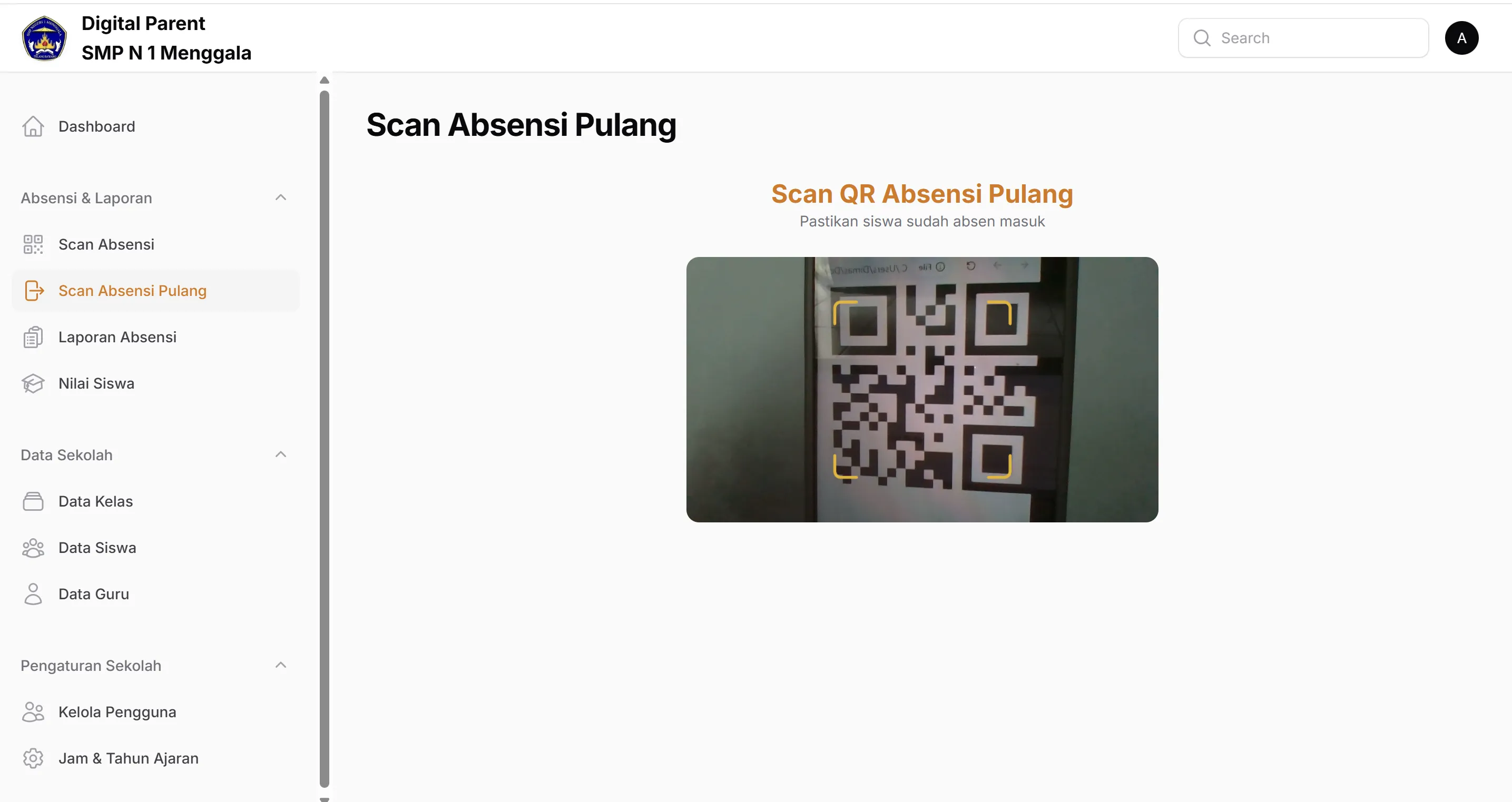 QR Code-based School Management Information and Attendance System
